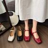 Интернет-знаменитость ретро красный толстый каблук маленькие кожаные туфли женские 2024 новая весна и осень французский маленький ароматный стиль Мэри Джейн одинарные туфли