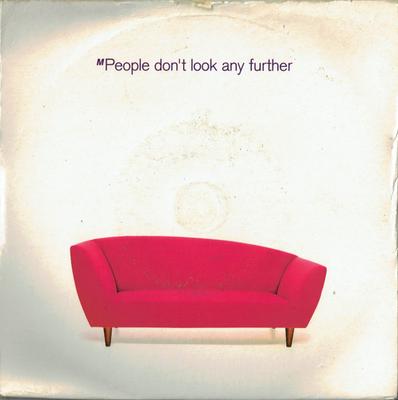 7-дюймовая пластинка M PEOPLE - Don't Look Any Further 74321177117 Deconstruction 1993 UK Танцевальная и Электронная Бывшая в употреблении