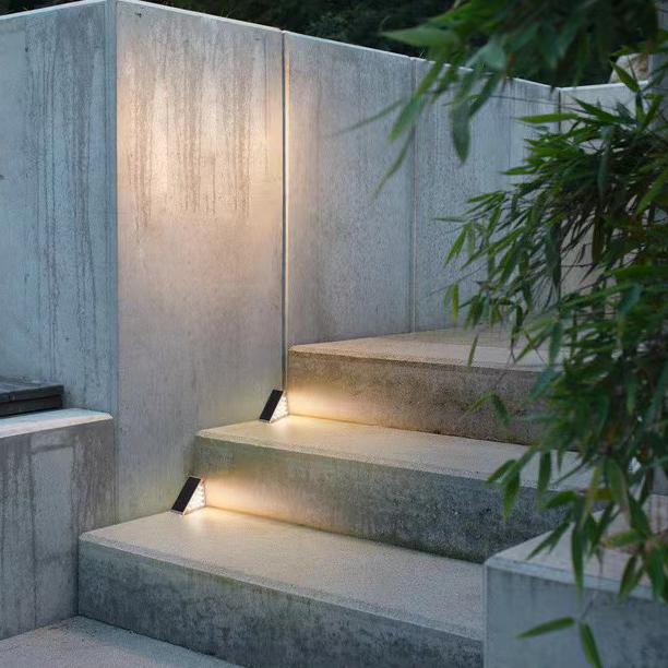 Outdoor Solar Step Light Patio Lighting Garden Arrangement Balcony Fence Railing Decorative Light Stair Tread Light