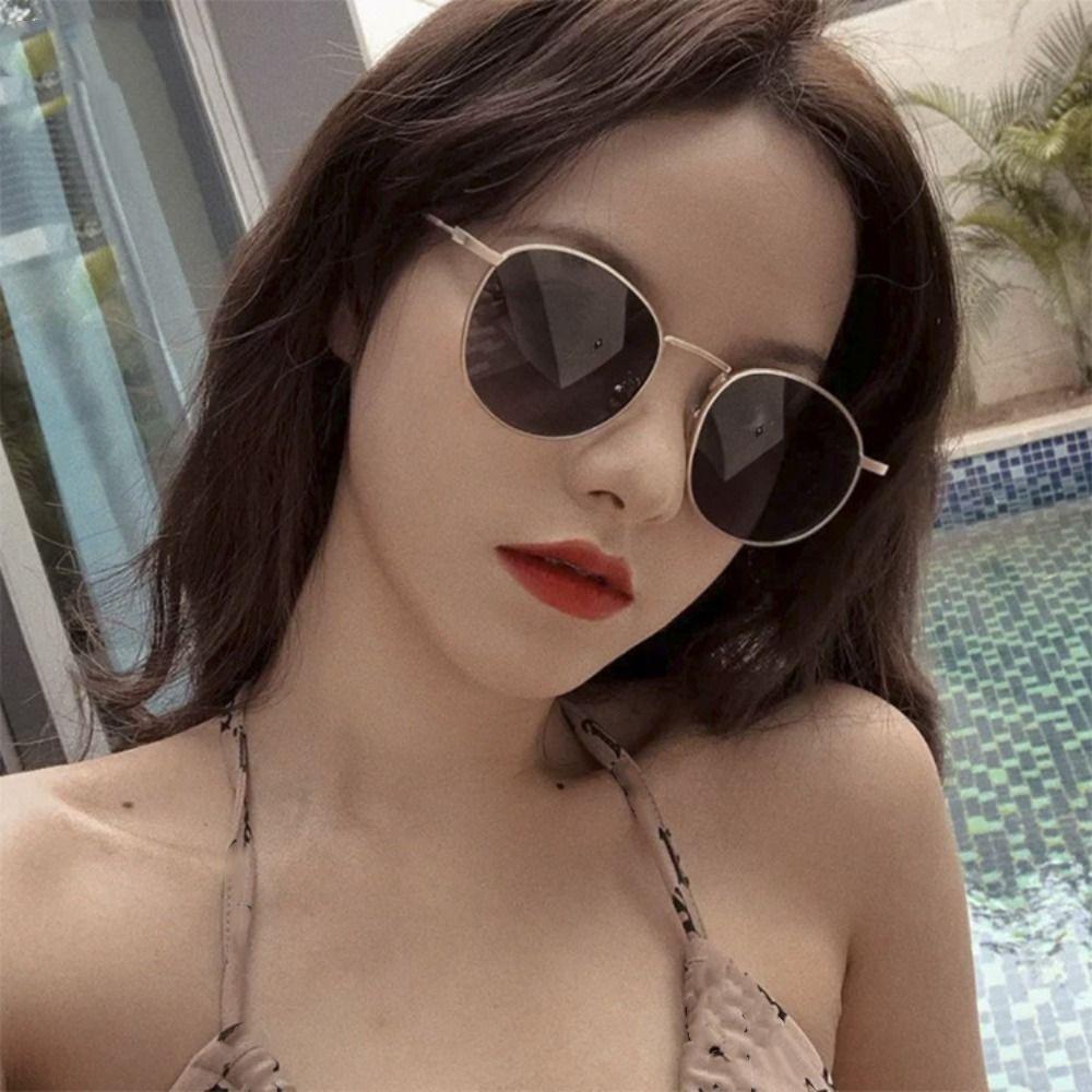 UV Protection Round Frame Sunglasses Punk Vintage Eyewear Cool Ins Sunglasses Female