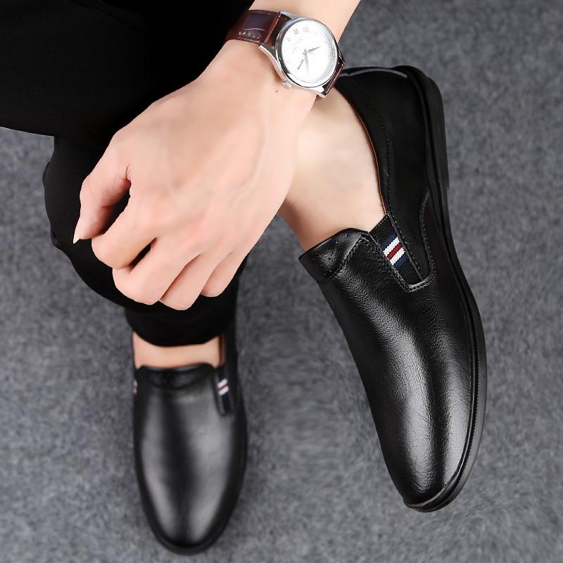 Fashion Lightweight Walking Flats Fashion Men's Leather Loafers Slip-On Comfortable Casual Shoes Breathable Driving Moccasins for Men