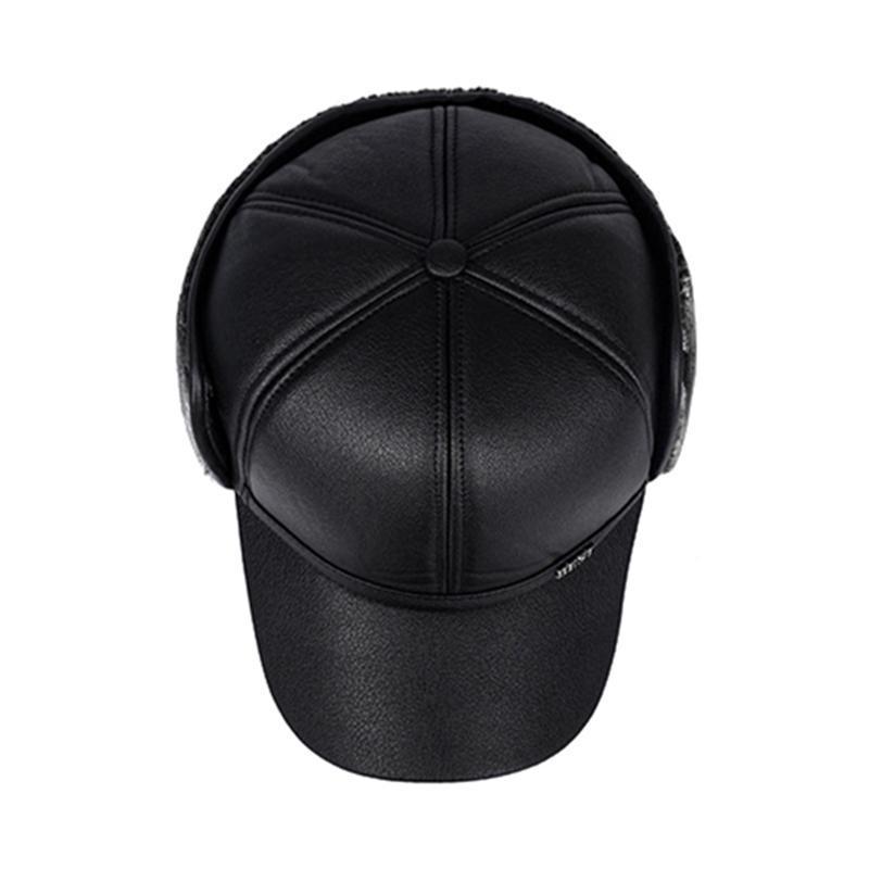 Мужская зимняя бейсболка