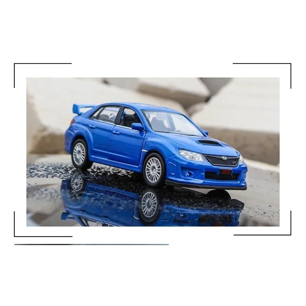 1/36 Subaru WRX STI Стайлинг автомобиля Лицензированная литая модель автомобиля Игрушка Сплав Металл Высокая симуляция для Коллекции Подарки F44