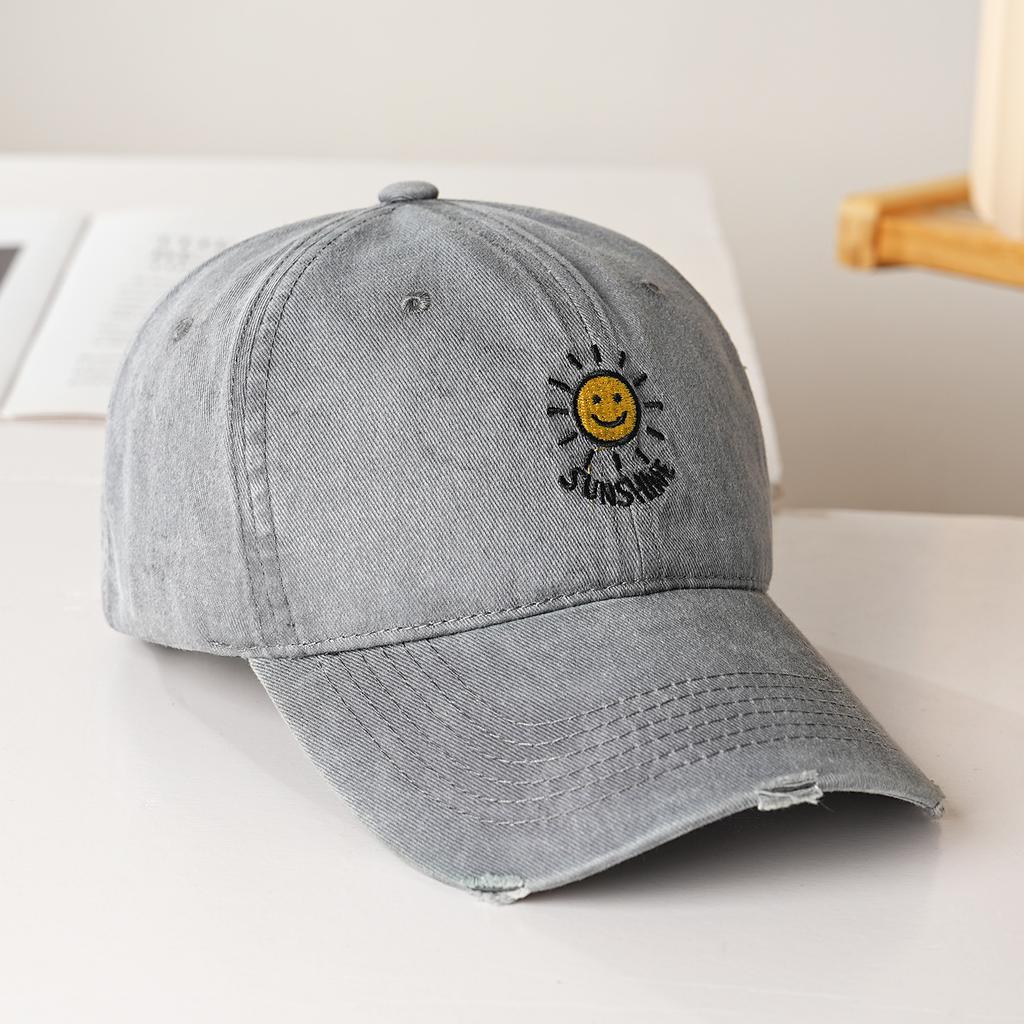 Hole sand wash smiley face sun embroidery baseball cap men's and women's outdoor leisure sun hat versatile trend cap