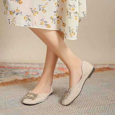 Модная обувь с морщинами для женщин с кристаллами, низкий каблук, элегантные одинарные туфли-лодочки для вечеринок, оптовая цена, популярная в продаже, корейский стиль 39