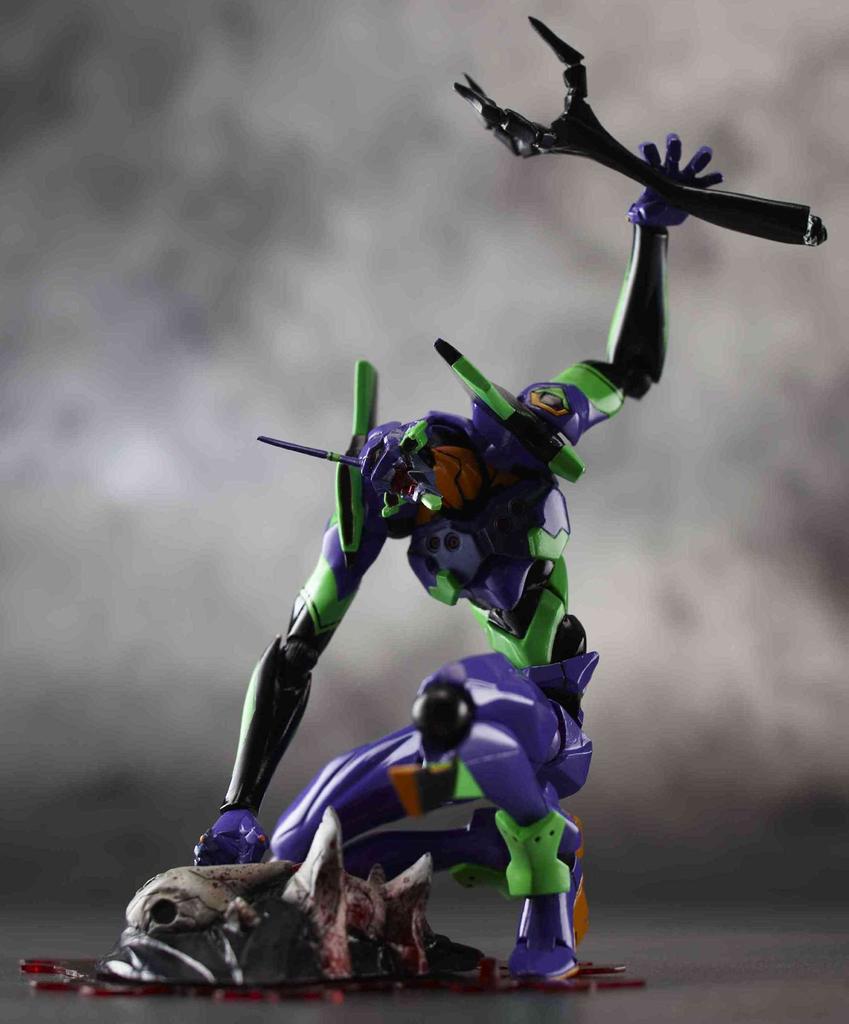 Revoltech Yamaguchi Evangelion Evolution Evangelion Unit 01 № 100 (первое производство)