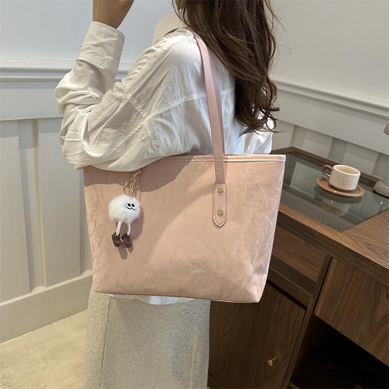 Casual Work Commuting Tote Bag Simple and Fashionable Large Capacity Bag for Women In Summer New Fashion Shoulder Bag