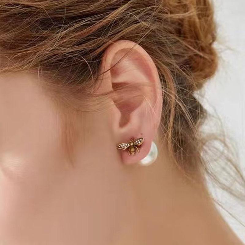 Винтажные серьги-гвоздики с подвесками в виде насекомых и пчелы из жемчуга для женщин, темпераментные, изысканные, золотистого цвета, с цирконием, аксессуары для вечеринок, подарок