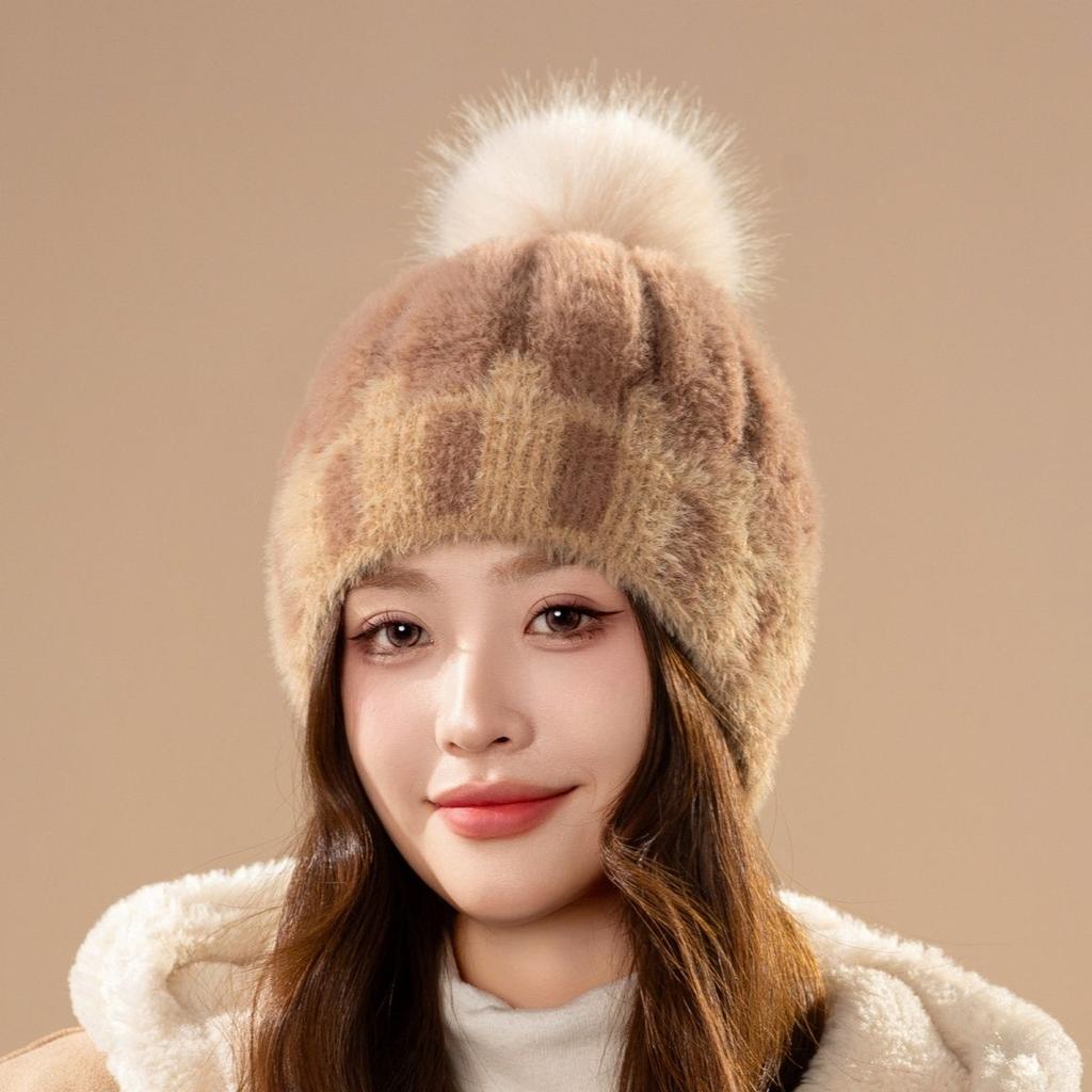 New Plush Knitted Hat Women's Winter Warm Fashion Hairball Wool Hat Outdoor Cold-proof Pullover Hat