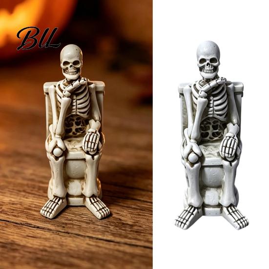 Whimsical Bathroom Decor Skeleton on Toilet Figurine, Funny Gothic Statue, Spooky Aged Texture Figurine Halloween Resin Ornament for Home Office Shelf