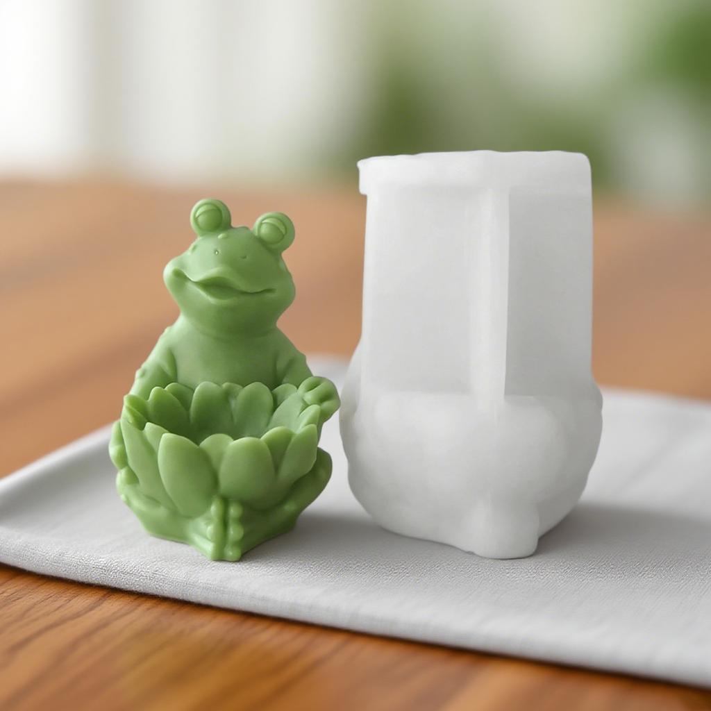 3D Frog Candle Mould Cartoon Animal Silicone Molds Ornament Molds Castings Molds Plasters Molds for Home Decoration