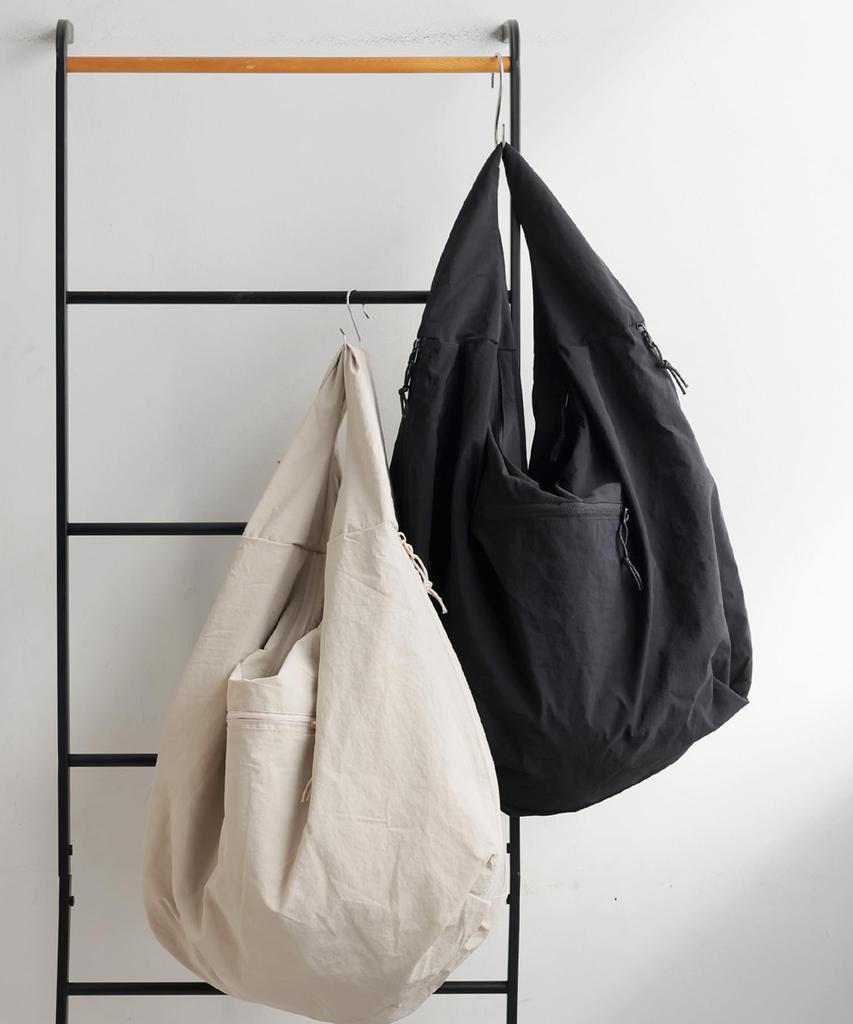 Antiqua Women's Large Capacity Hobo Shoulder Bag, AJ-01961 05, Black