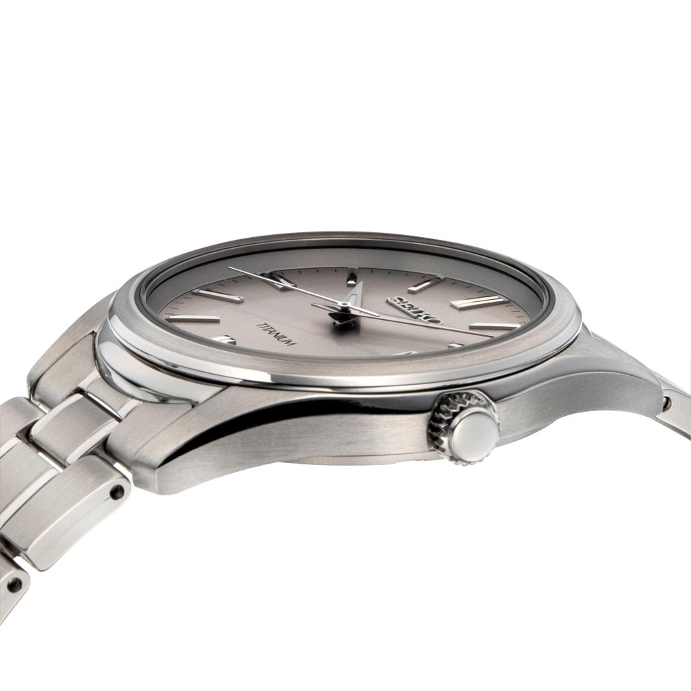Seiko Мужские титановые часы SUR369P1