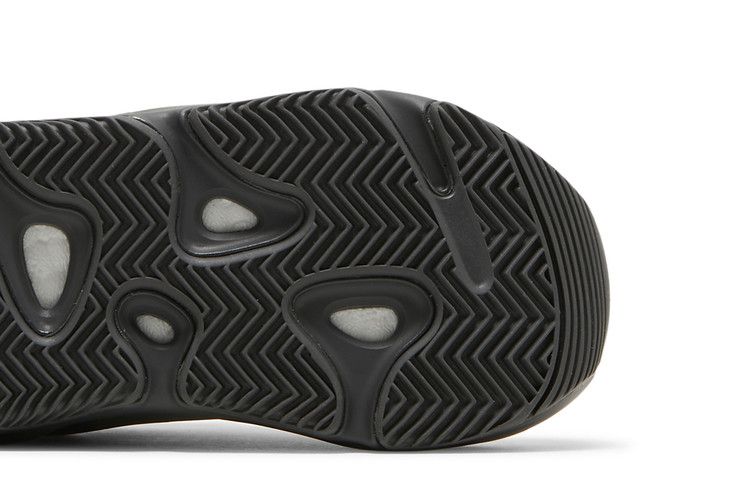 Kids' Sneakers adidas Yeezy Boost 700 MNVN Resin (Infants) Resin/Black