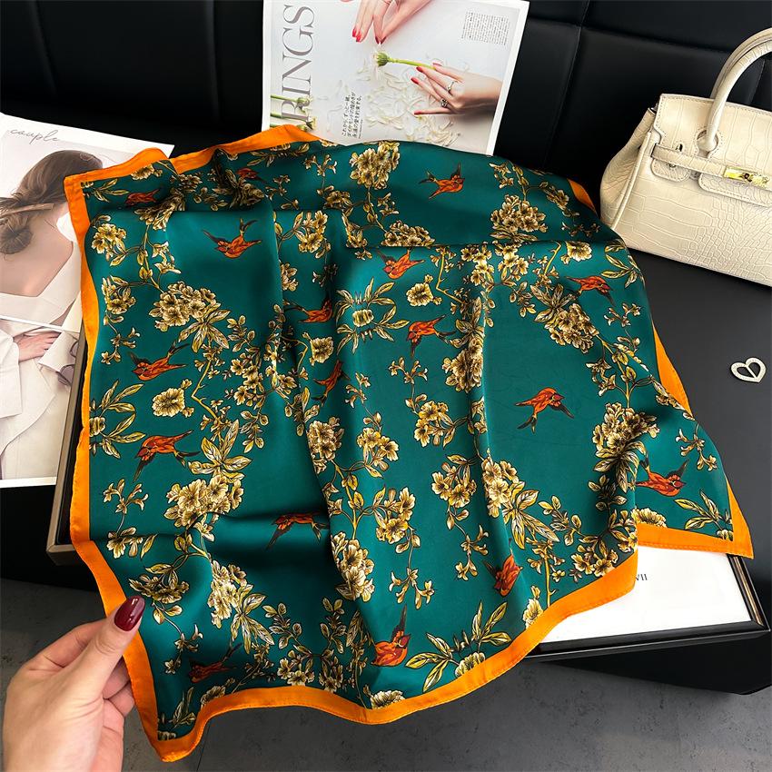 Imitated Silk Headcloth Fashion Flower Print Square Shawls Popular 70X70cm Bandanna Kerchief Sun Protection Silk Scarves Tie Bag