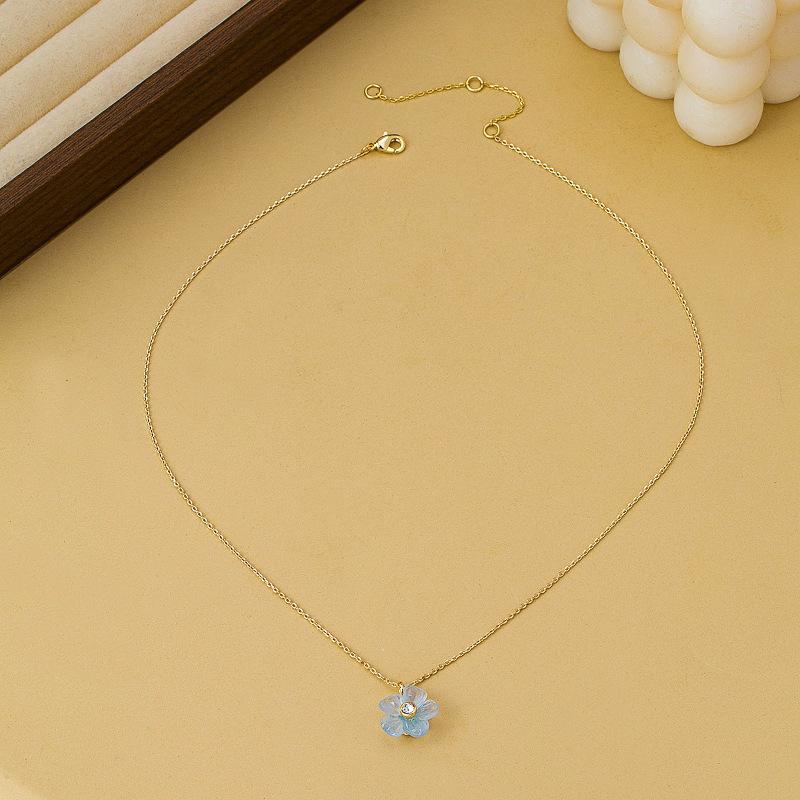 Sweet Mori flower shape zircon embellished necklace niche fashion design sense versatile temperament collarbone chain jewelry