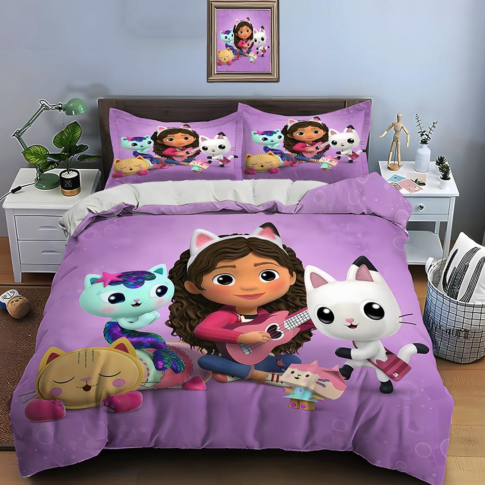 3pcs Multiple Sizes Cute G-Gabbys Cartoon Print Bedding Set 1 Duvet Cover 2 Pillowcases Adult and Kids Bedding Set Luxury Gifts