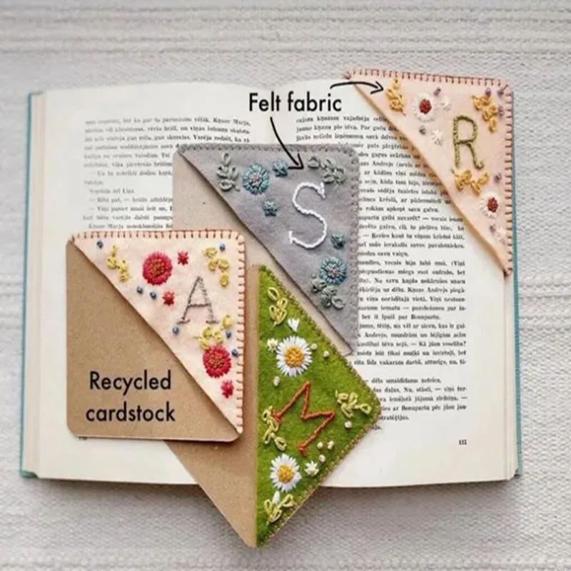 Personalized Hand Embroidered Corner Bookmarks Felt Triangle Markers Bookmarks Gifts For Reading Lovers YLE049