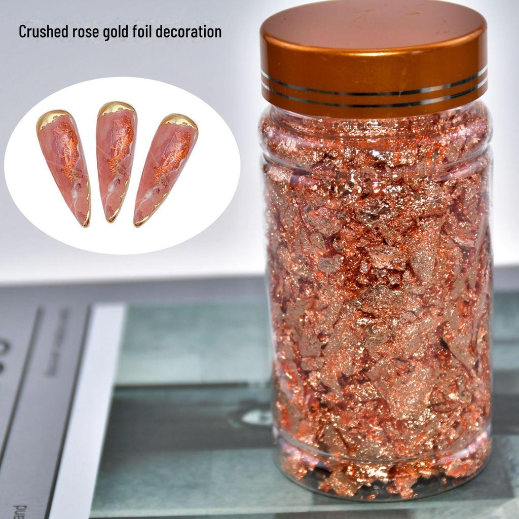 Фрагменты золотой, серебряной, медной и алюминиевой фольги для нейл-арта и декора