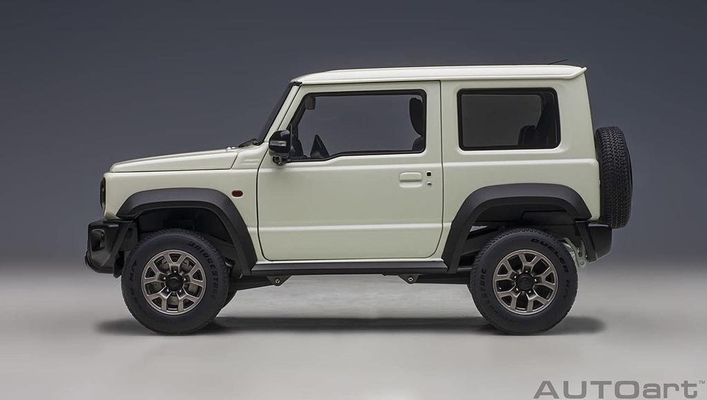 AUTOart Suzuki Jimny Sierra White Pearl Готовый продукт 78511 1/18 (JB74)