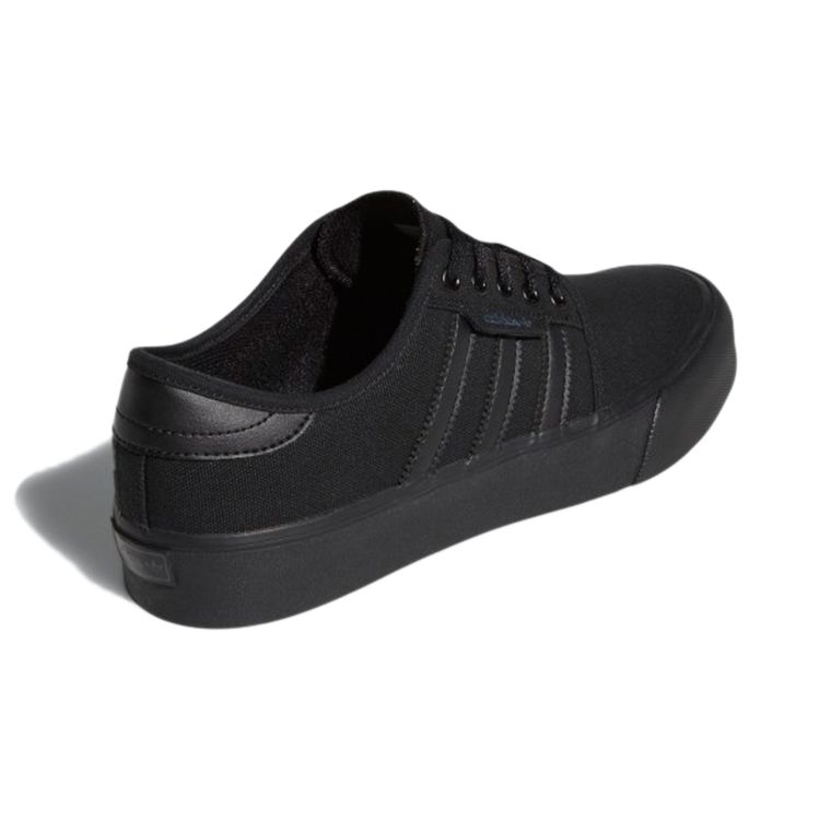 Adidas Seeley XT Triple Black Мужские кроссовки Core-Black GZ8570