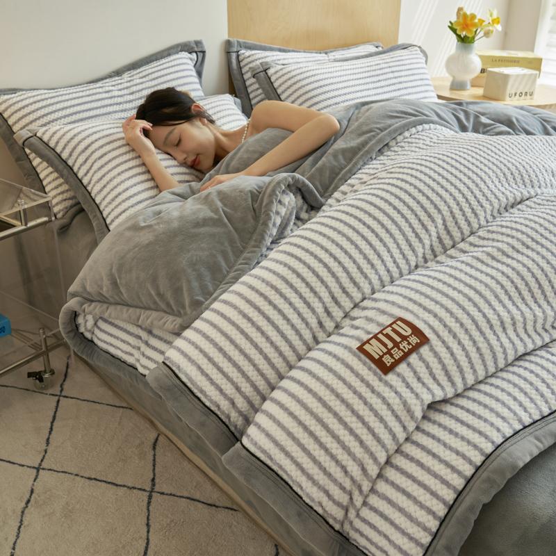 Japanese Striped Milk Velvet Bedding Set Thick Warm Winter Duvet Cover With Sheet Soft Plush Queen King Size
