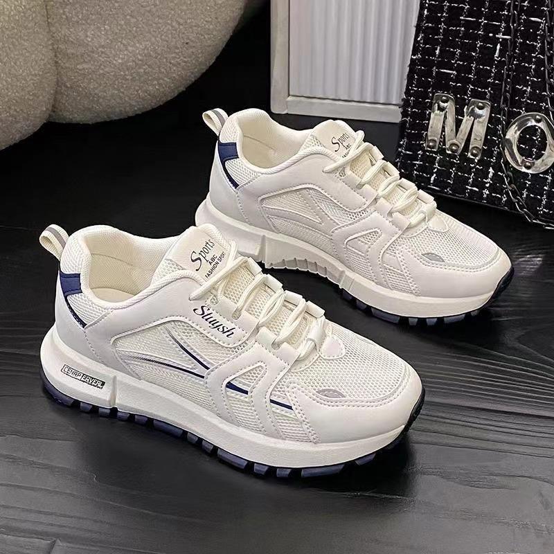 Autumn New Women's Shoes Are Fashionable, Breathable and Lightweight Thick-soled Students Running Sports and Leisure Shoes