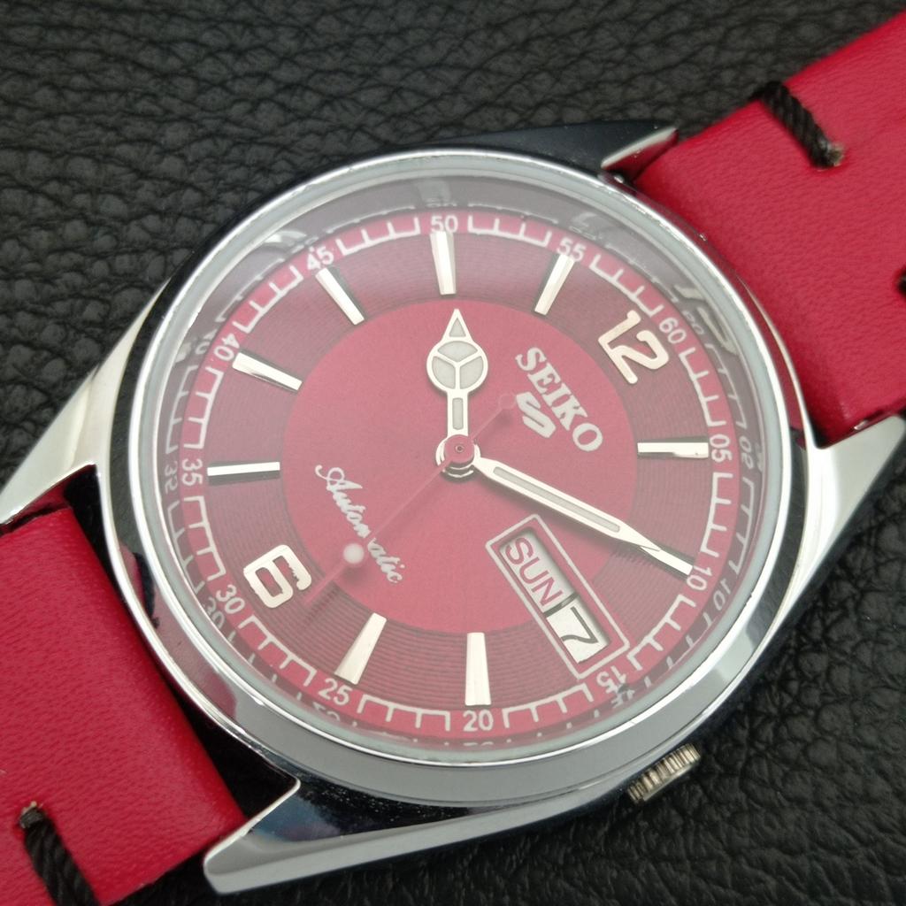 ЯПОНСКИЕ ВИНТАЖНЫЕ ОТРЕМОНТИРОВАННЫЕ МУЖСКИЕ АВТОМАТИЧЕСКИЕ ЧАСЫ SEIKO 5 6309A КРАСНЫЙ ЦИФЕРБЛАТ a444328-1