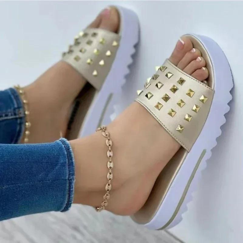 Летняя мода 2024 года с шлепанцами Slope и Willow Nail, женские большие пляжные сандалии One Word