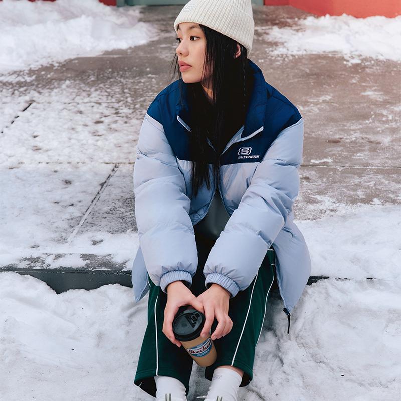 Skechers Модная Короткая Пуховая Куртка С Color Block Логотипом, Ветрозащитная, Теплая, Плетеная, Унисекс, Верхняя одежда, Космический-Небесный-Фиолетовый L423U106-027F