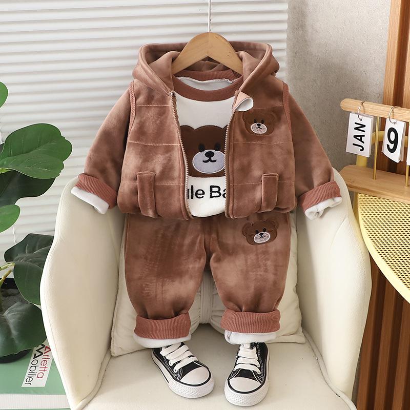 1-4 года Winner Baby Boys Clothes Cute Lion Autumn Boys Clothing Sets Coat + Vest + Bruins Boys Suits Children's Clothing