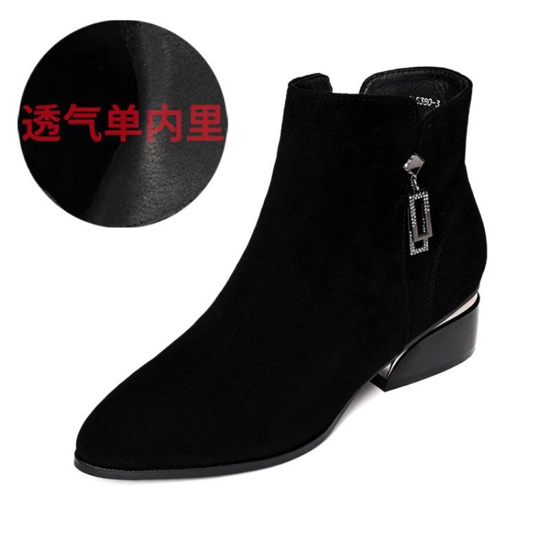 Женские полусапожки на низком каблуке, весенне-осенние одинарные ботинки на толстом каблуке, новинка осени 2025, матовые туфли для мамы на плоской подошве из мягкой кожи, маленькие ботильоны