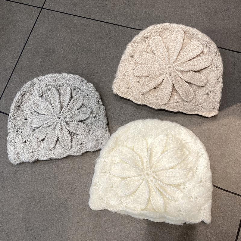 Autumn and winter ins niche warm versatile mohair knitted pullover hat women's fashion retro handmade crochet wool hat