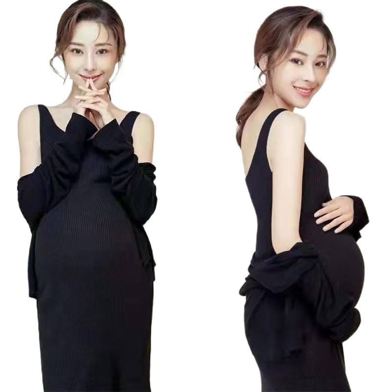 Modern Maternity Photoshoot Wear for Moms-to-Be: Studio & Home Outfits