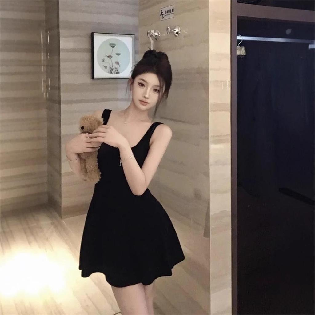 Элегантное А-силуэтное платье на бретелях - Весенне-летняя приталенная короткая юбка