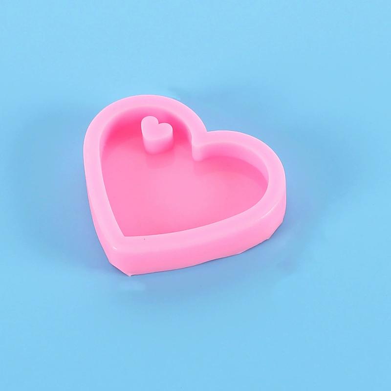WTEMPO Heart-Shaped Keychains Kit Silicone Molds Bags Hanging Decoration Making Molds DIY Epoxy Molds with Keyrings for Beginners & Adults