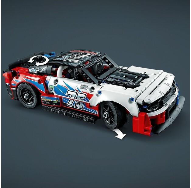 LEGO Technic 42153 Новый Chevrolet Camaro ZL1 из серии NASCAR