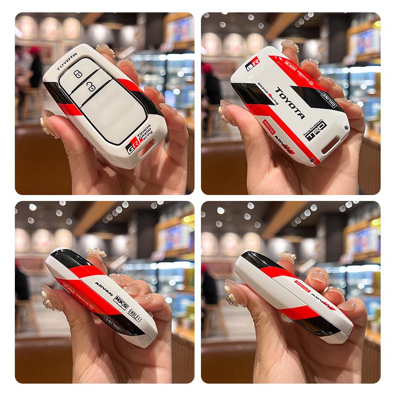 Чехол для ключа Toyota Camry, Corolla, Levin, Avalon, Highlander, RAV4, CHR с металлической пряжкой