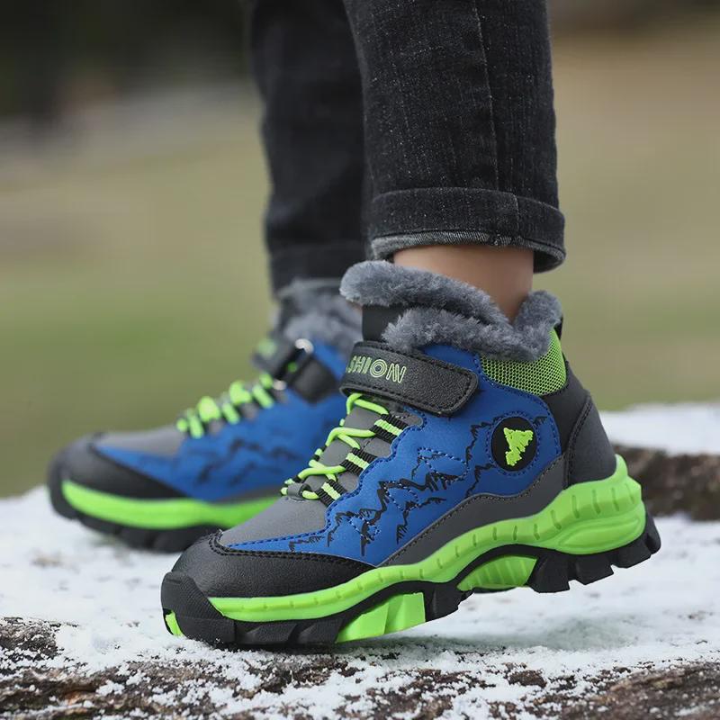 Boys' Winter 2022 Fleece-Lined Non-Slip Leather Sport Shoes with Steel Claws