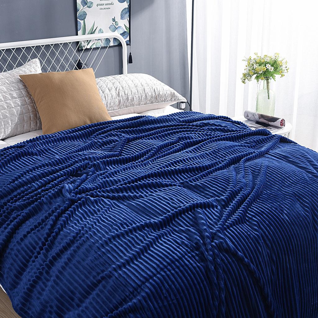 Super Soft Blankets and Throws for Sofa Office Solid Soft Warm Winter Flannel Blanket Throw Blanket On Twin King Queen Bedding