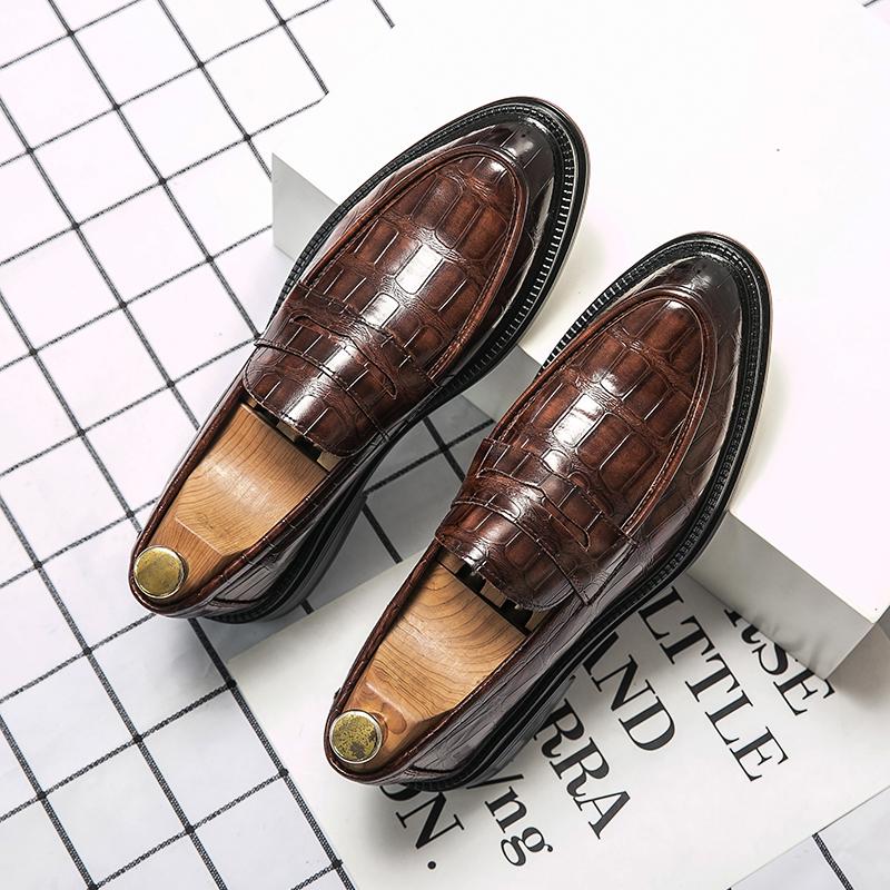 Business Dress Men Shoes Classic Formal Leather Shoes Men Slip-On Fashion Office Wedding Shoes Flats Pointed Toe Oxford Shoes