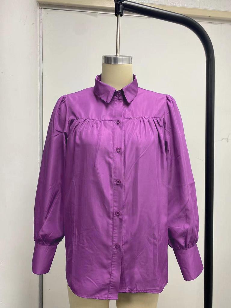 Однотонная свободная рубашка на пуговицах с плиссированными рукавами-фонариками