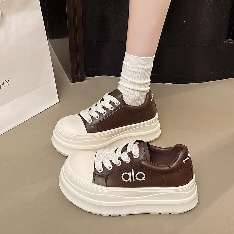 Кроссовки Женская обувь для женщин На толстой подошве Роскошная обувь Носок круглой формы Тренд Платформа Спортивные Женские Дышащие Повседневные Кеды для скейтборда