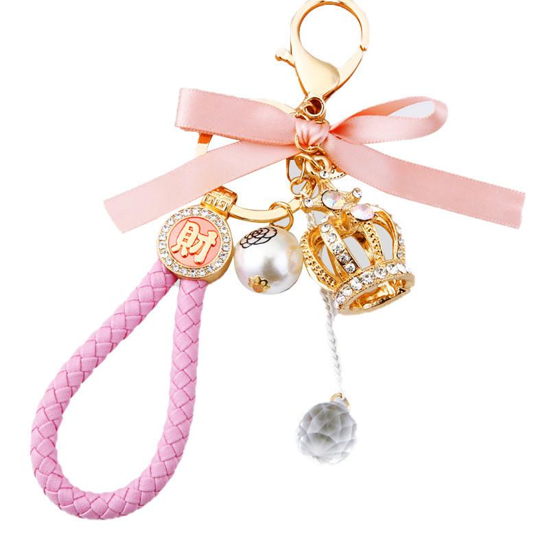 Glamorous Crown Tassel Keychain Accessory With Shimmering Jewels And Luxurious Pearl Ideal For Gifting