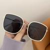 Beach Travel Metal Frame Sun Glasses Square Eyewear Vintage Oversized Sunglasses  for Women