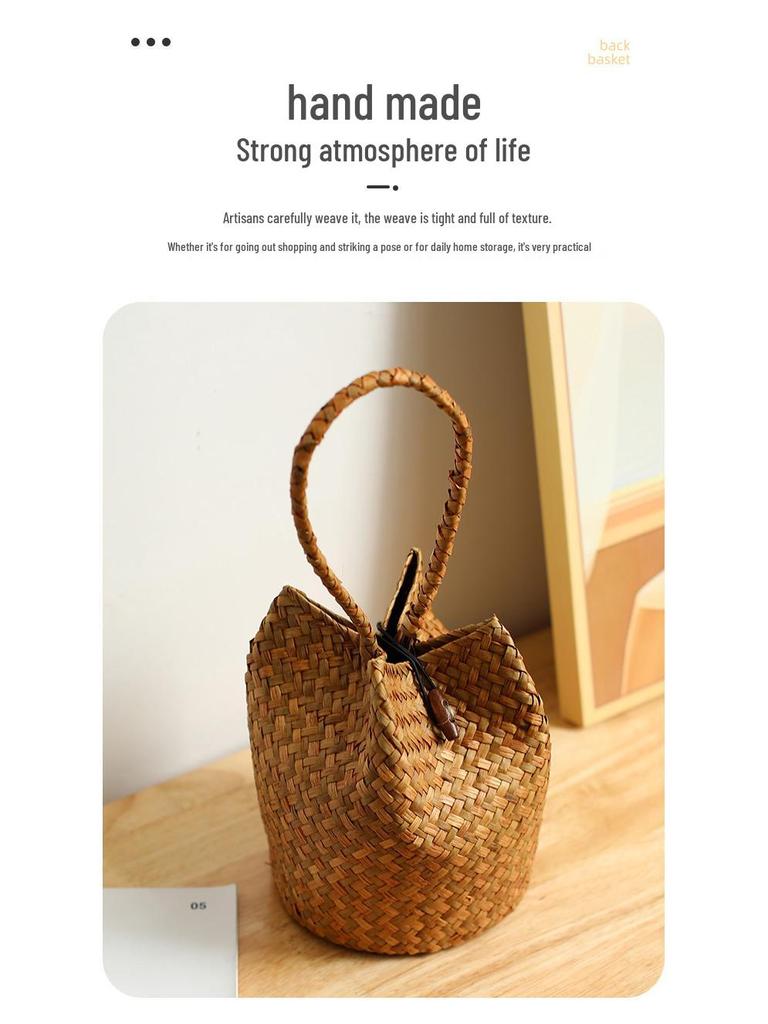 Подарочный набор к Празднику Драконьих лодок: Соленые утиные яйца, цзунцзы и местные деликатесы в плетёной из соломы ручной корзинке