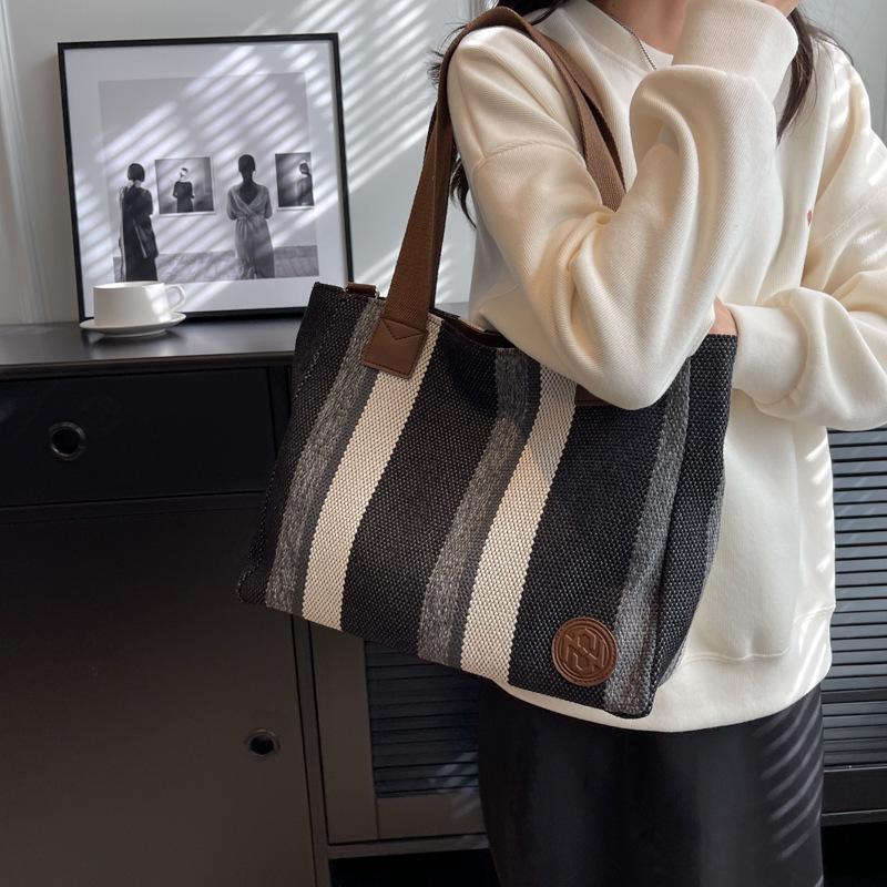 Big Bag Women's 2025 New Fashion Striped Canvas Bag Foreign Style Portable Tote Bag Trendy Shoulder Messenger Bag
