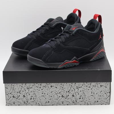 HQ3950-006 Nike Air MVP 92 Bred (Мужской)