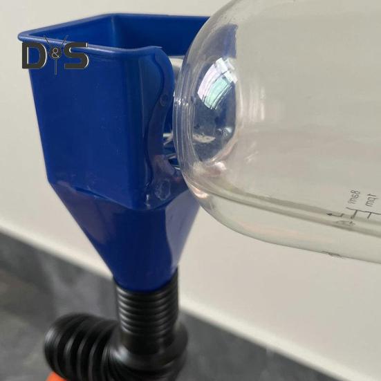 Воронка с защелкой для автомобиля, гибкий инструмент для слива с резьбовыми пряжками, универсальные пластиковые воронки с застежкой, портативная воронка с широким горлом для автомобиля, мотоцикла