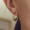 YUSOWA DUNE HOOP EARRING (2COLOR)
